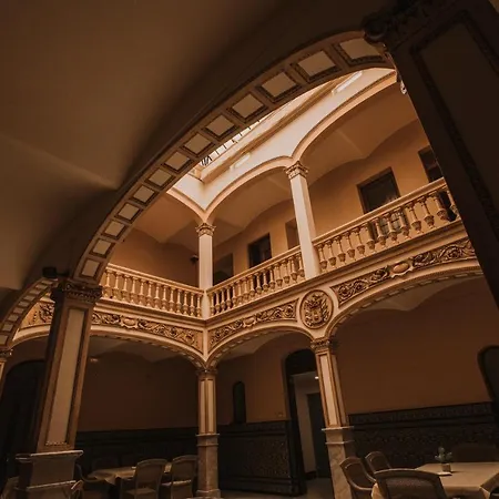 Rural Palacio 4*